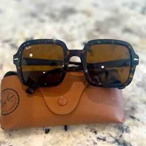 RayBan 2188 Square Sunglasses